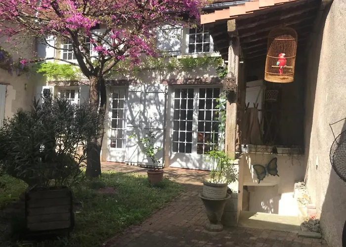 Loggia De La Closerie